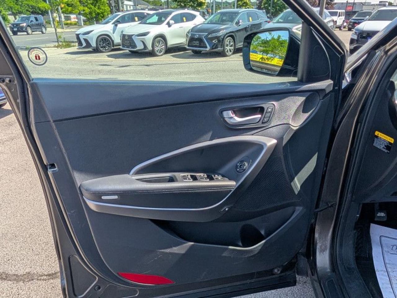 2014 Hyundai Santa Fe Sport 2.4 Luxury  **LEATHER** Photo