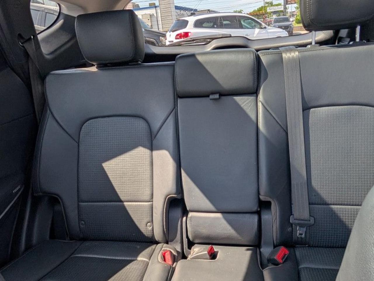 2014 Hyundai Santa Fe Sport 2.4 Luxury  **LEATHER** Photo