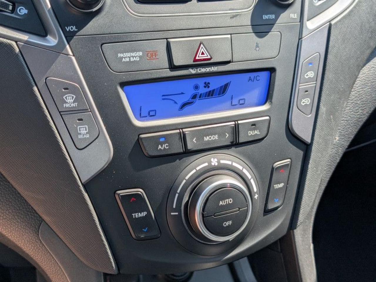 2014 Hyundai Santa Fe Sport 2.4 Luxury  **LEATHER** Photo