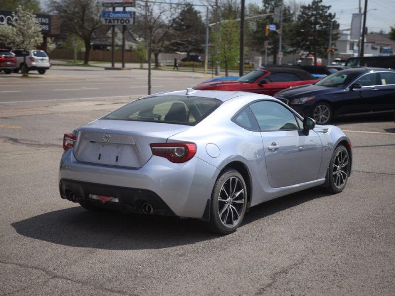 2017 Toyota 86 Coupe  **LOW KMS - 1 OWNER - CLEAN CF** Photo3