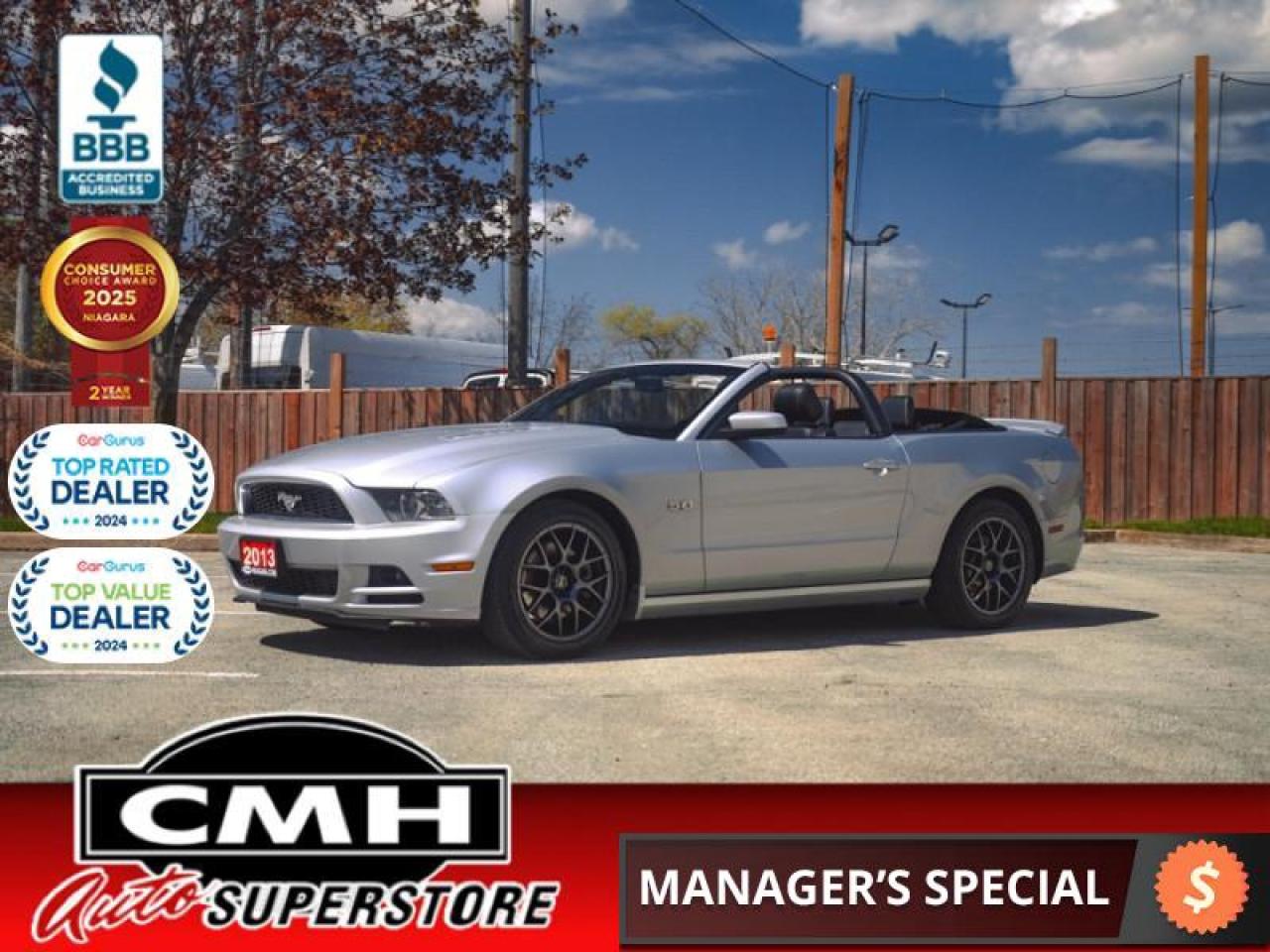 2013 Ford Mustang GT Premium  **LOW KMS - CONVERTIBLE**