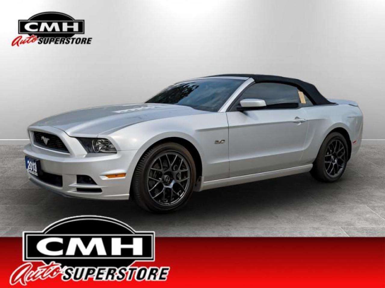 2013 Ford Mustang GT Premium  **LOW KMS - CONVERTIBLE**