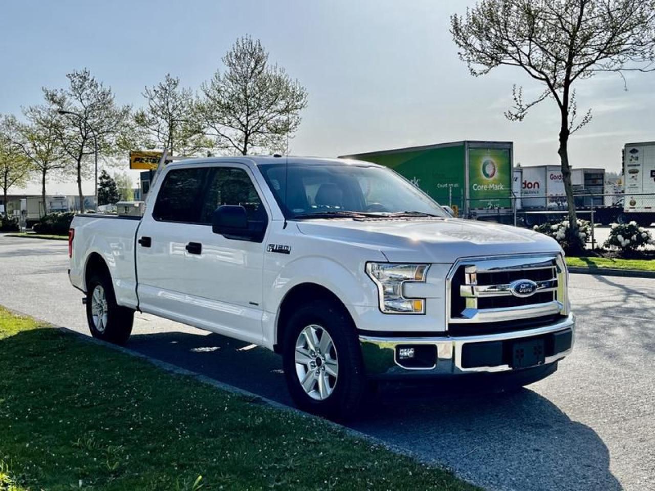Used 2017 Ford F-150 XLT. SuperCrew 6.5 Foot Bed for sale in Burnaby, BC