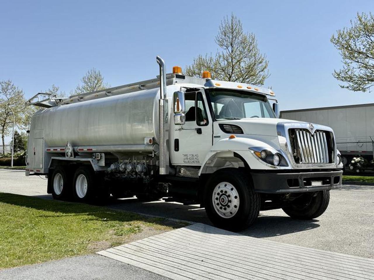 2009 International 7500 4400USG Fuel Tanker Truck With Air brakes Diesel, 9.3L, 6 cylinder, 2 door, manual, cruise control, AM/FM radio, power door locks, power windows, white exterior, grey interior, cloth. This item is currently OFFSITE. You must register an appointment with our office to schedule an offsite viewing. Appointments must be made a minimum of one business day in advance (and as defined by the days that Repo.com is open for business) before your appointment can be scheduled and confirmed. We may, at our own discretion, instead opt to transport smaller items to Repo.coms main yard for viewing purposes.  $83,830.00 plus $375 processing fee, $84,205.00 total payment obligation before taxes.   Listing report, warranty, contract commitment cancellation fee, financing available on approved credit (some limitations and exceptions may apply). All above specifications and information is considered to be accurate but is not guaranteed and no opinion or advice is given as to whether this item should be purchased. We do not allow test drives due to theft, fraud, acts of vandalism and undetectable impaired driving. Instead we provide the following benefits: Complimentary Warranty (with options to extend), Limited Money Back Satisfaction Guarantee on Fully Completed Contracts, Contract Commitment Cancellation, and an Open-Ended Sell-Back Option. Ask seller for details or call 604-522-REPO(7376) to confirm listing availability.