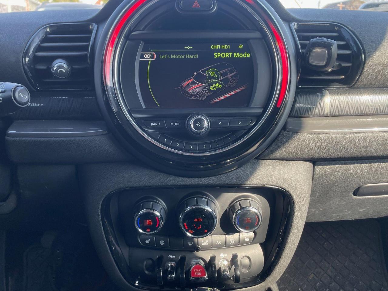 2017 MINI Cooper Clubman ALL4 *AWD, HEATED LEATHER SEATS, MOONROOF* - Photo #18
