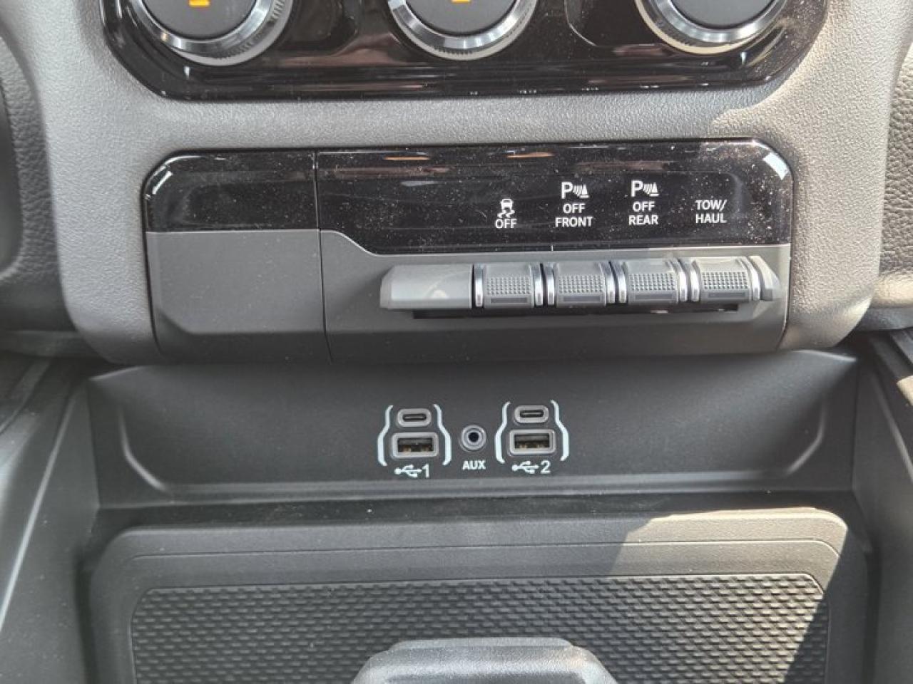 2025 RAM 1500 Big Horn Photo