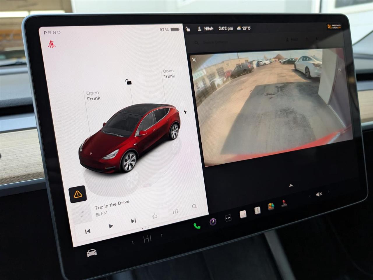 2023 Tesla Model Y LONG RANGE AWD - DUAL MOTOR