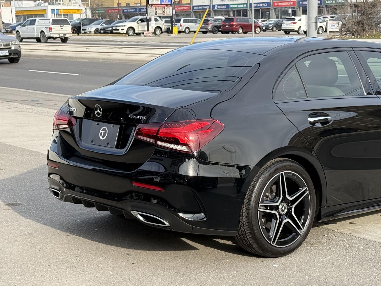 2020 Mercedes-Benz AMG 220 //AMG SPORT | NIGHT PKG | PANO | LOADED - Photo #10