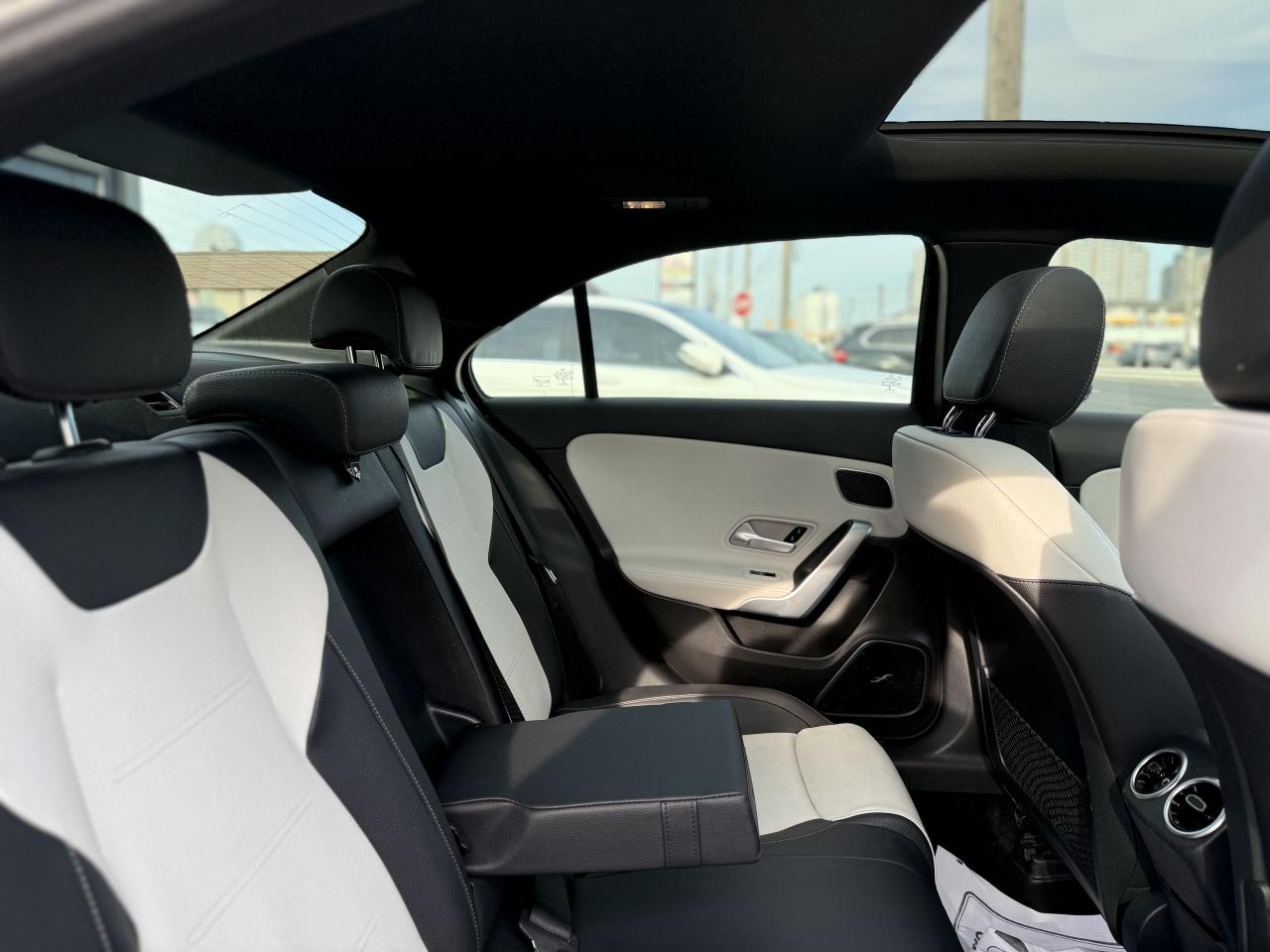 2020 Mercedes-Benz AMG 220 //AMG SPORT | NIGHT PKG | PANO | LOADED - Photo #36