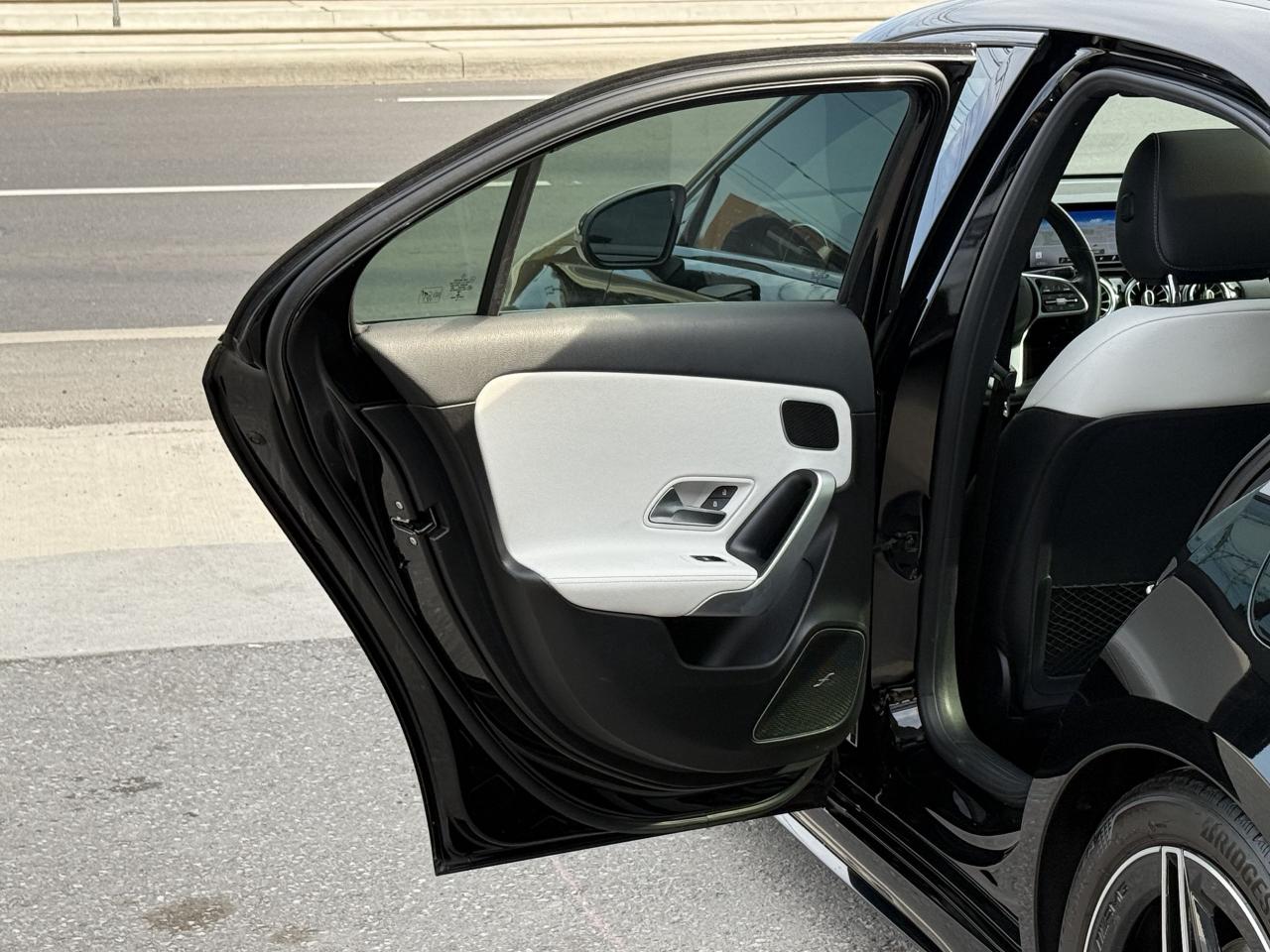 2020 Mercedes-Benz AMG 220 //AMG SPORT | NIGHT PKG | PANO | LOADED - Photo #39