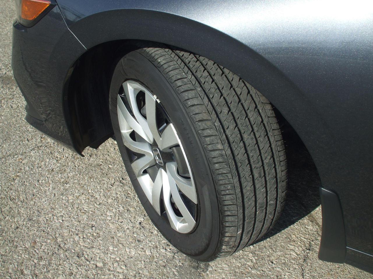 2023 Honda Civic LX,Certified,Super Low Kms,Bluetooth,Backup Camera - Photo #23