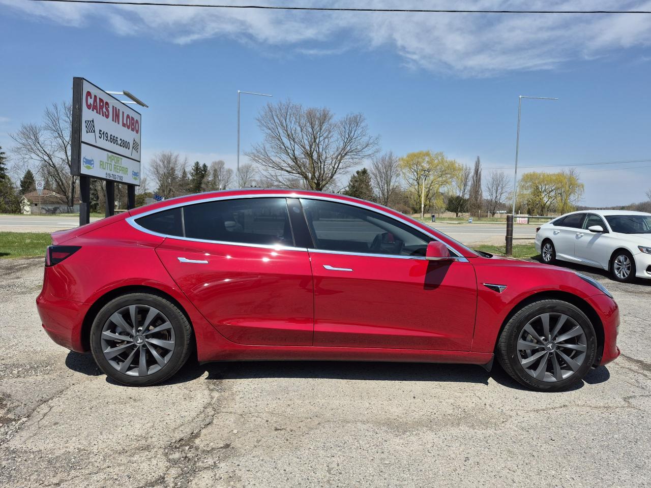 2018 Tesla Model 3 Long Range "One Owner/No Accidents" Photo2