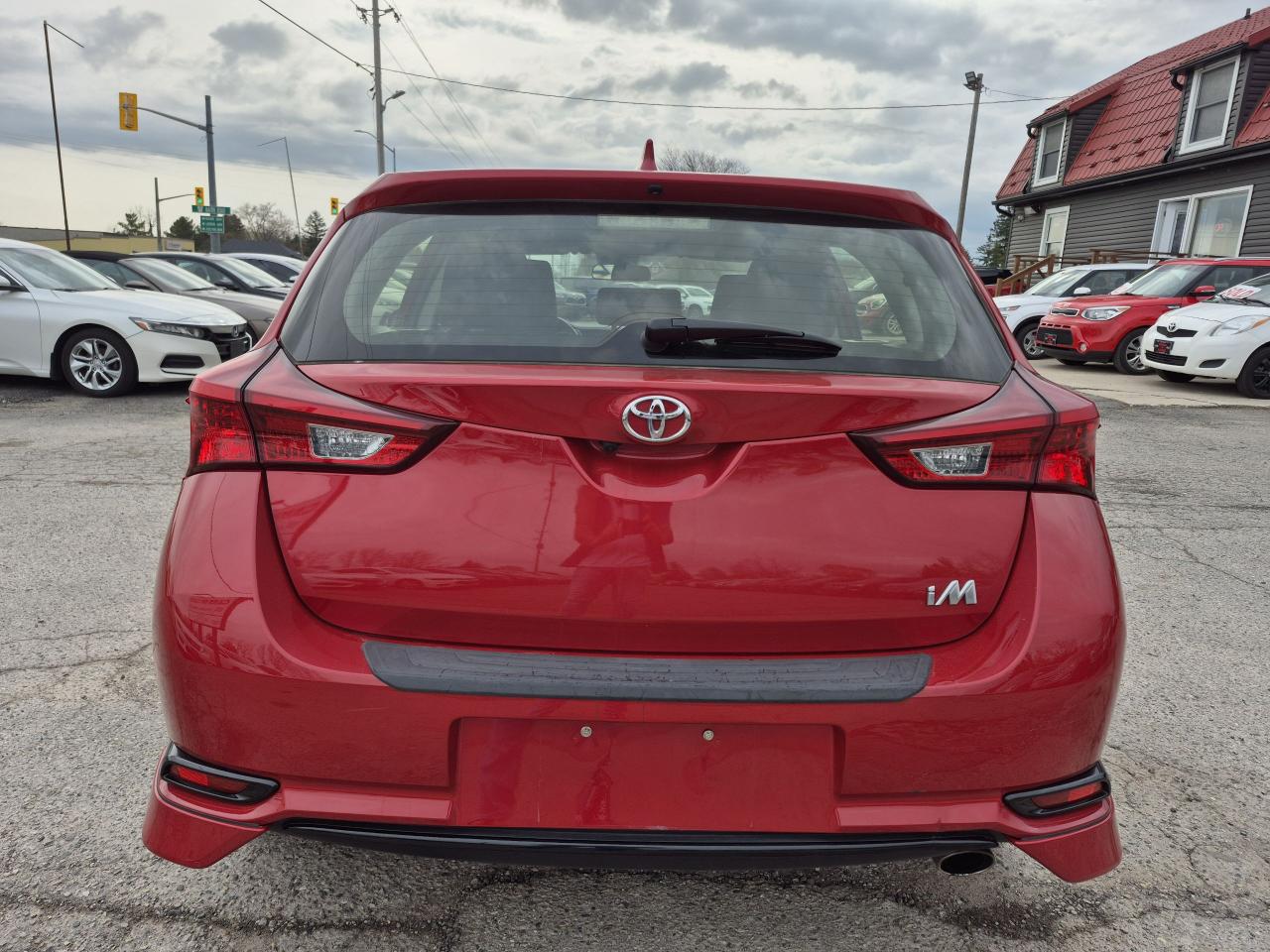 2017 Toyota Corolla iM HB, Automatic, Certified, No Accidents Photo4