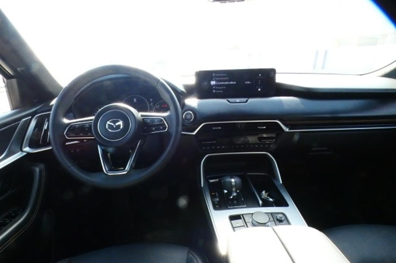 2025 Mazda CX-70 GT-P e-Hybrid AWD w/H&C L, pano S/R, NAV, BUC - Photo #12