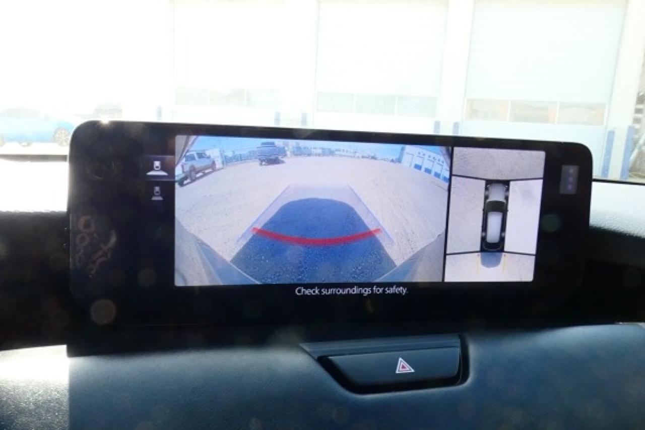 2025 Mazda CX-70 GT-P e-Hybrid AWD w/H&C L, pano S/R, NAV, BUC - Photo #14