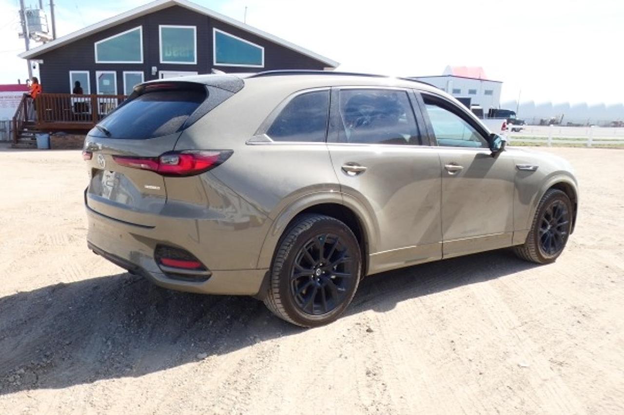 2025 Mazda CX-70 GT-P e-Hybrid AWD w/H&C L, pano S/R, NAV, BUC - Photo #6