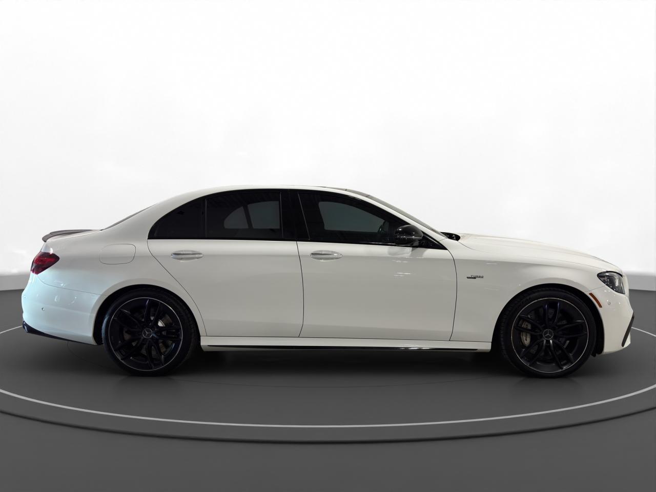 2022 Mercedes-Benz E53 AMG E 53 - Photo #4
