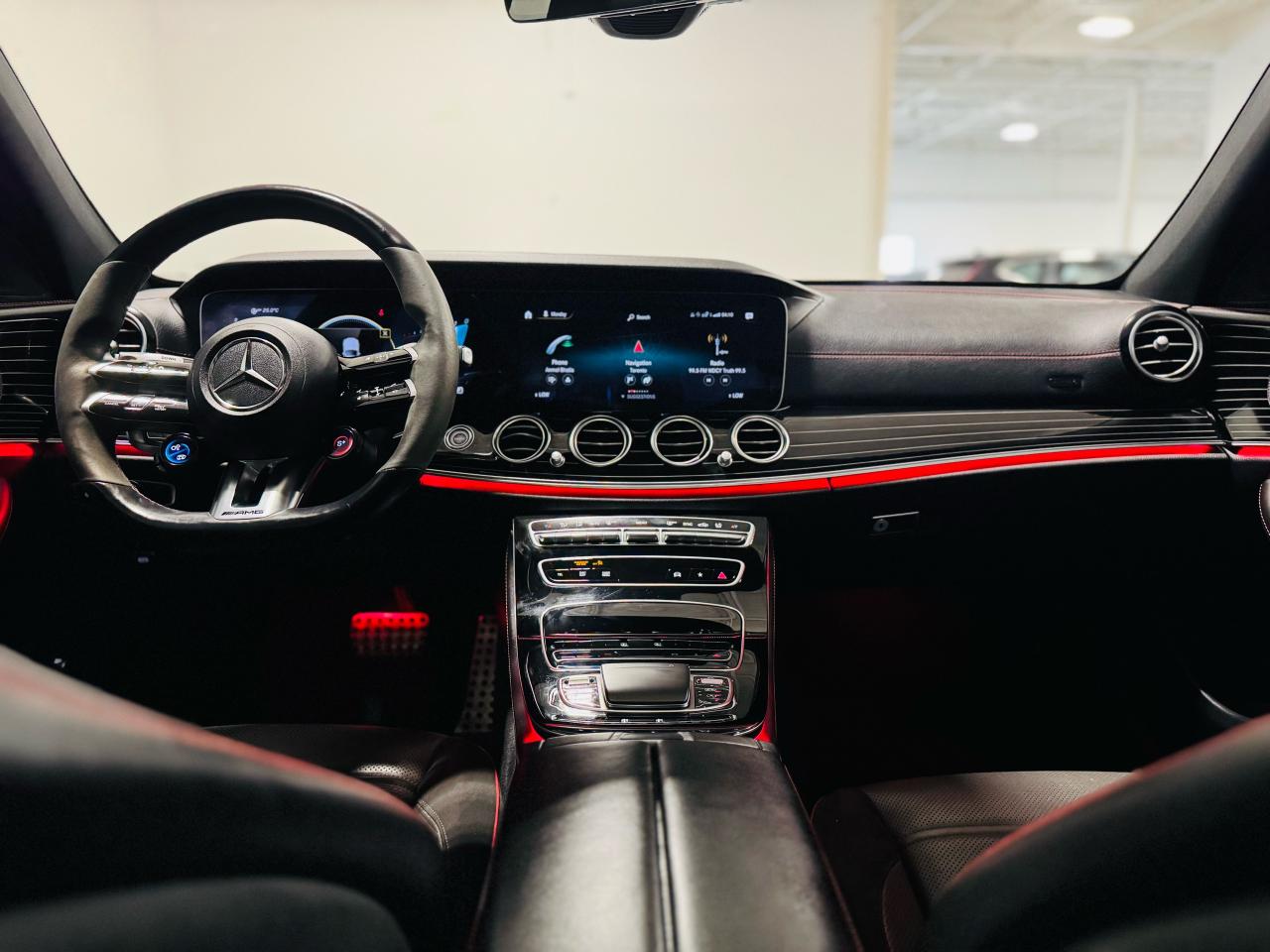 2022 Mercedes-Benz E53 AMG E 53 - Photo #31