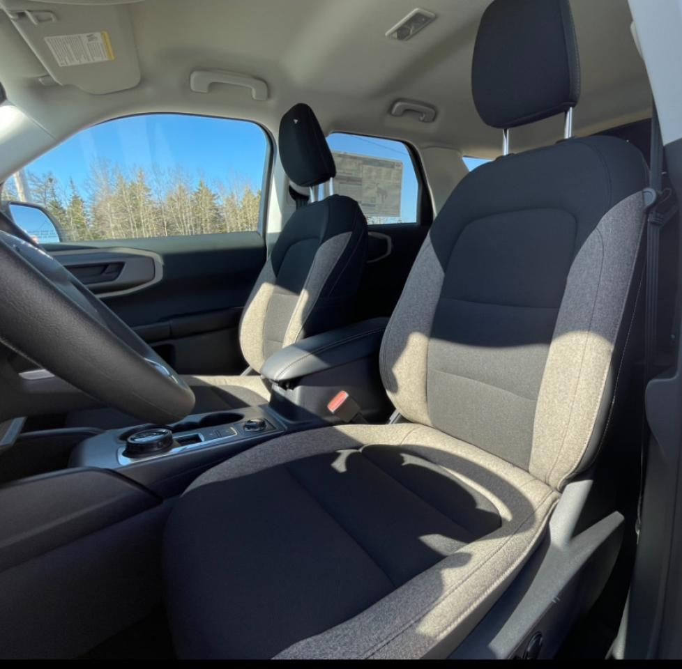 2022 Ford Bronco Sport Big Bend AWD Photo5