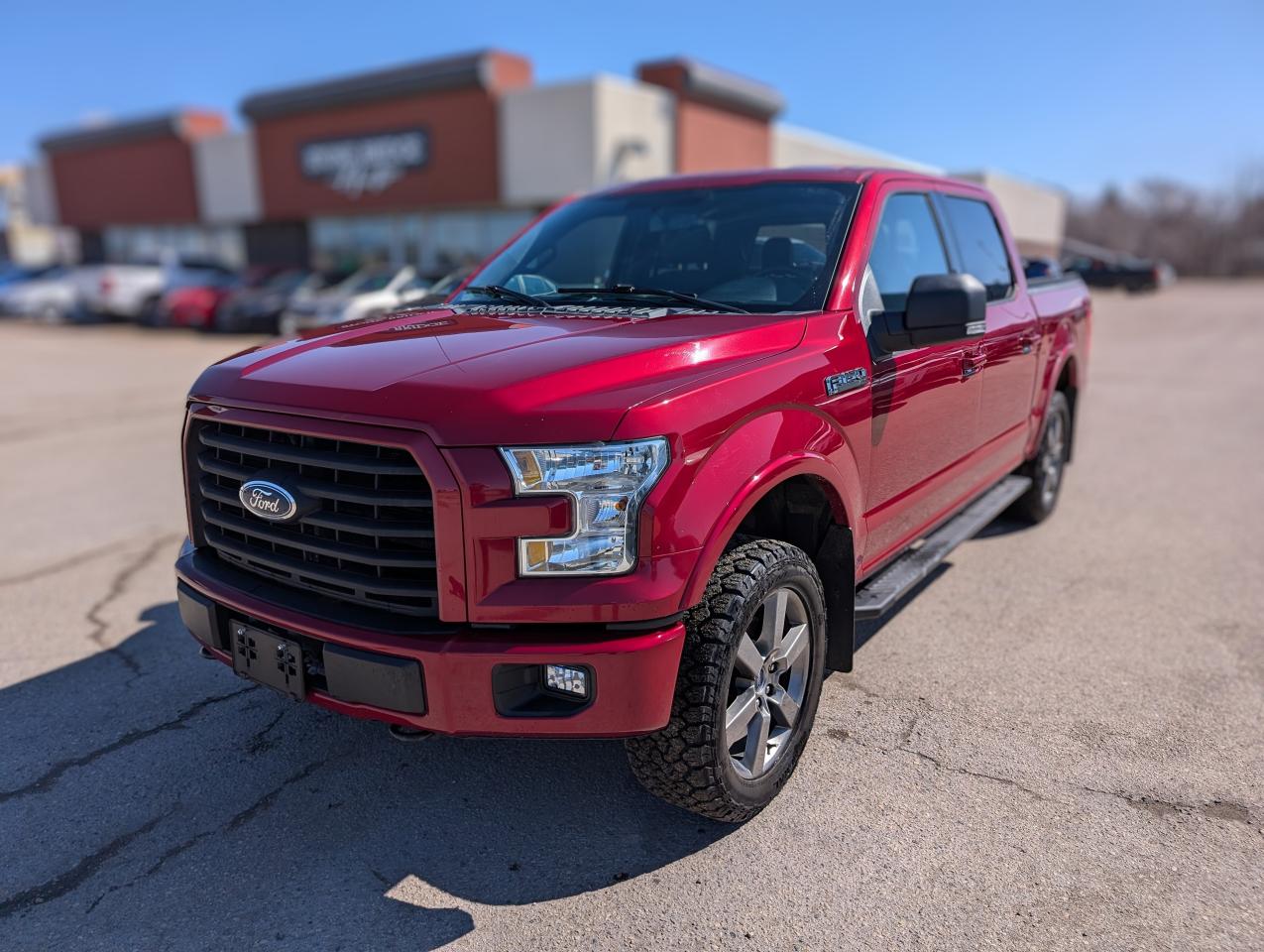 2016 Ford F-150 XLT | NAV | Command Start | Heated Seats