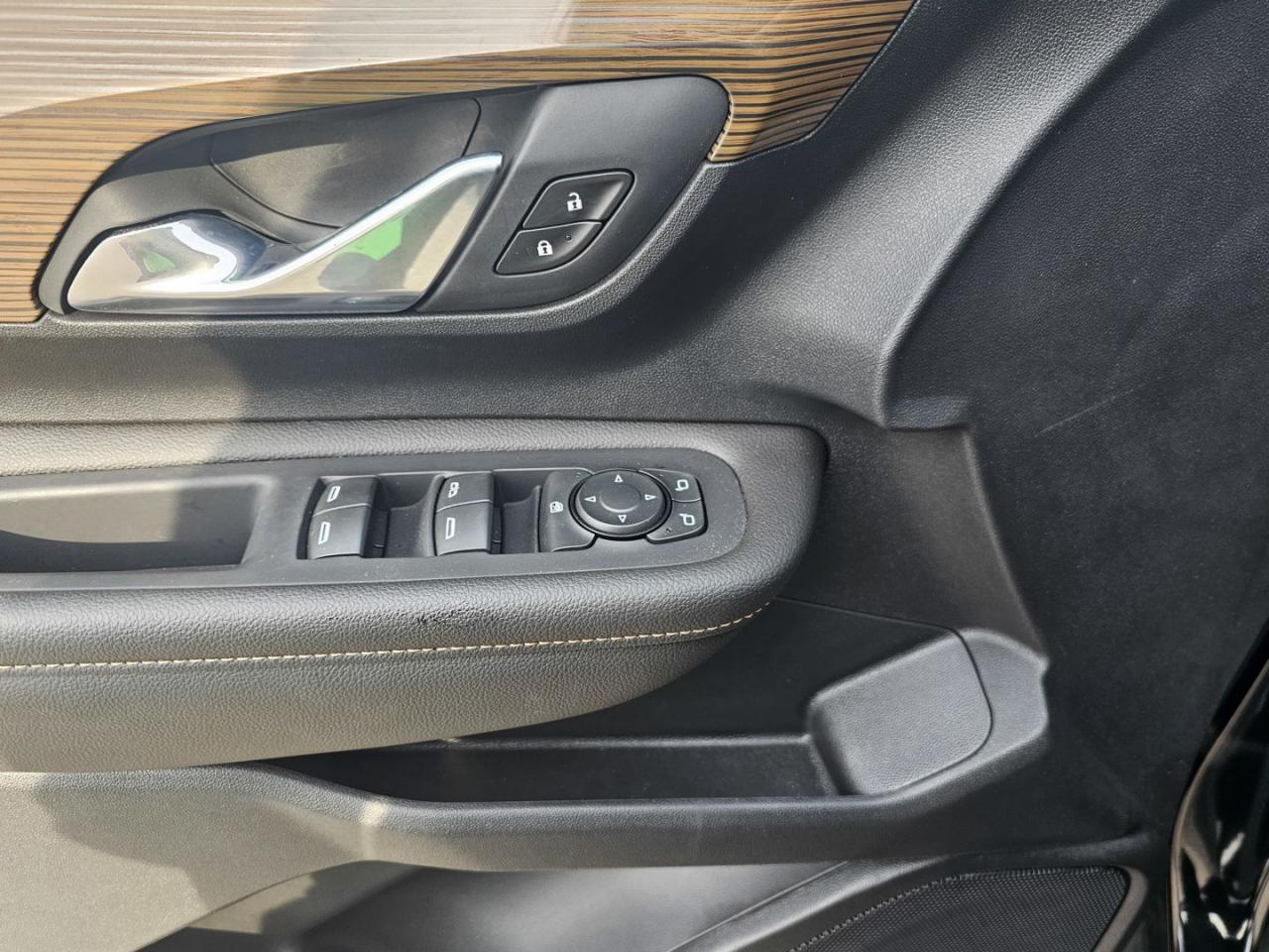 2020 GMC Terrain SLE AWD "Elevation Edition" & ONLY 1400kms, Remote Start - Photo #10