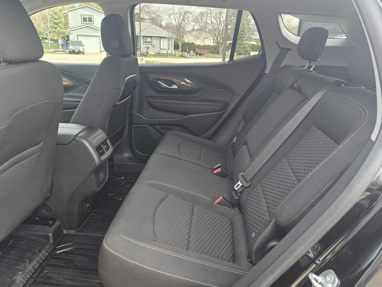 2020 GMC Terrain SLE AWD "Elevation Edition" & ONLY 1400kms, Remote Start - Photo #16