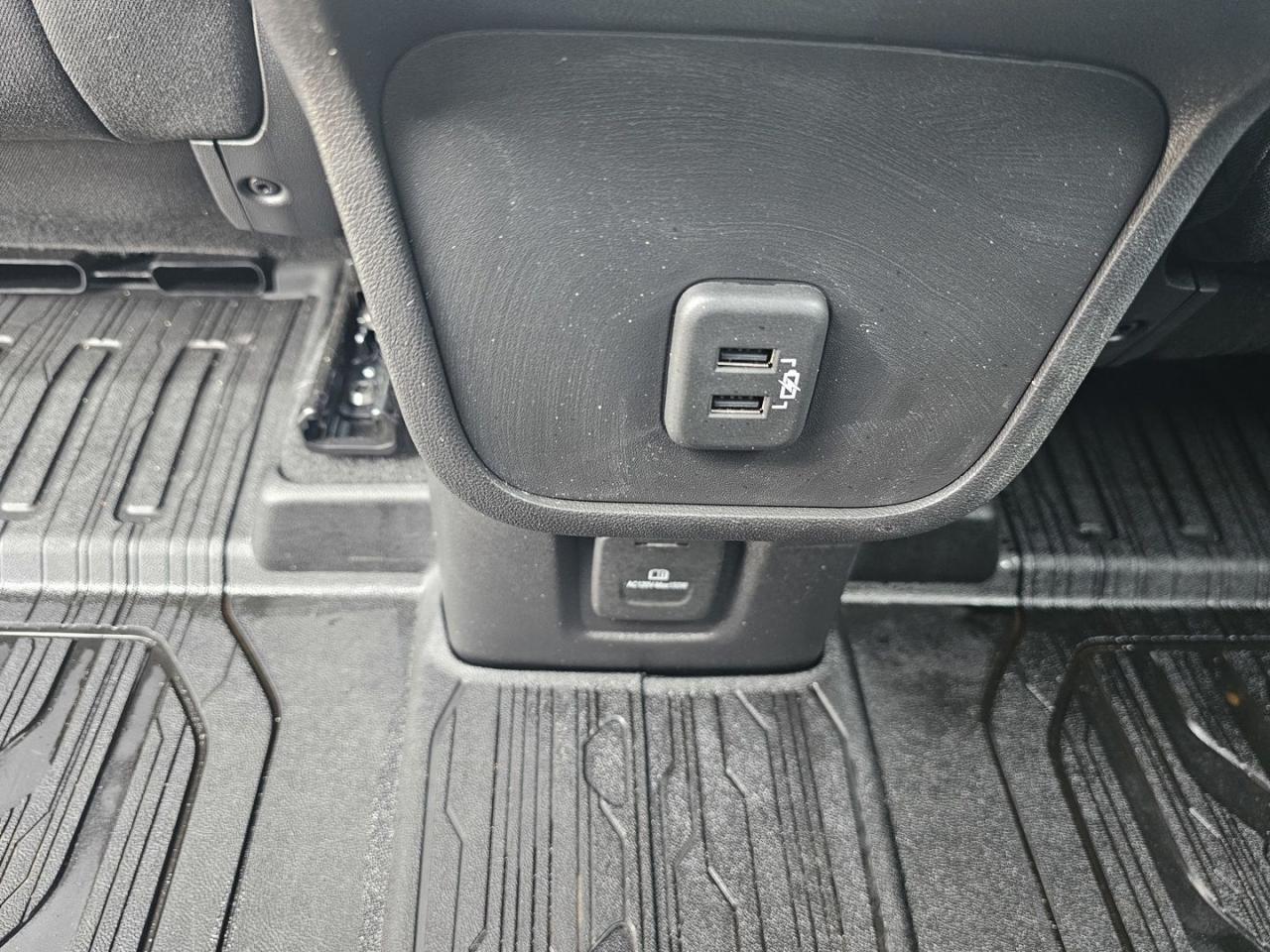 2020 GMC Terrain SLE AWD "Elevation Edition" & ONLY 1400kms, Remote Start - Photo #18