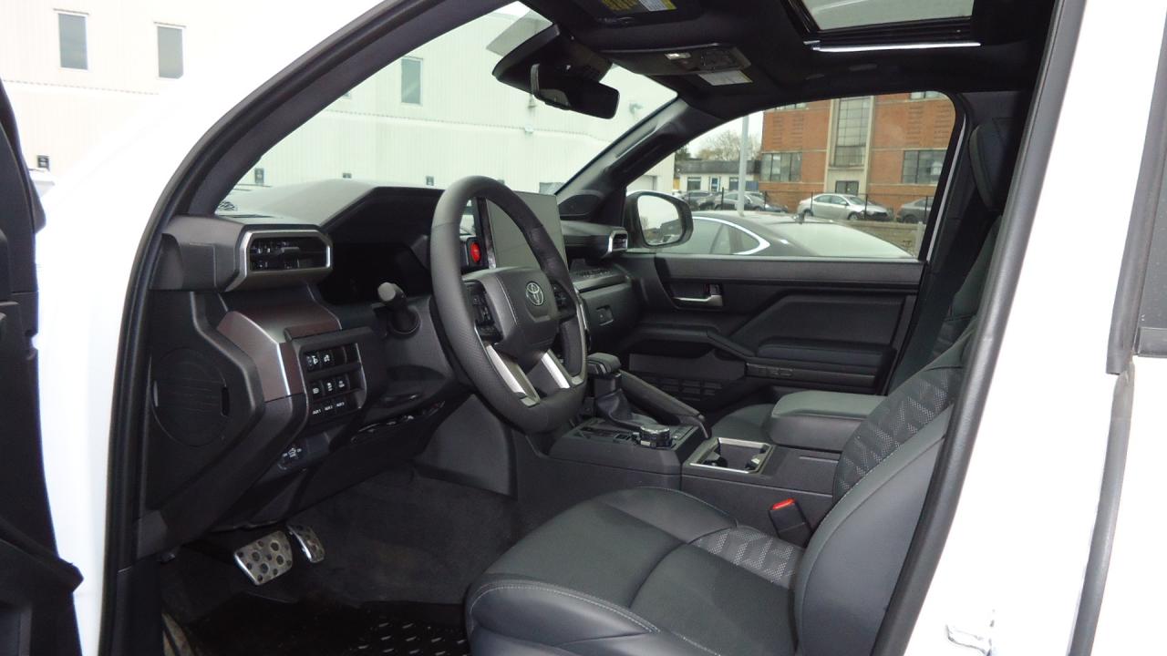 2025 Toyota Tacoma 4x4 Double Cab Auto LONG BOX SPORT PREMIUM 4X4 - Photo #6