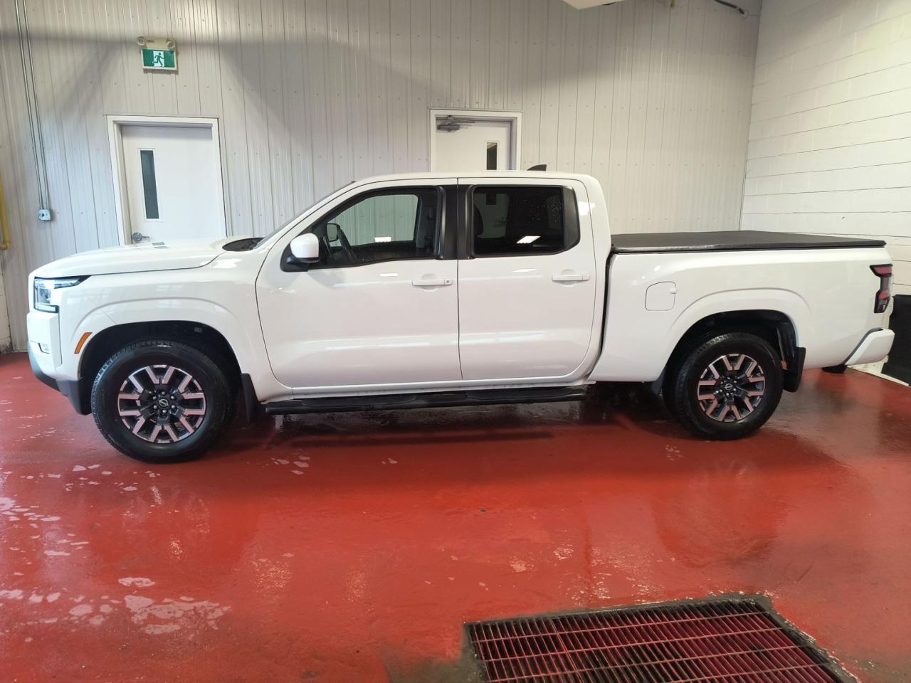 2022 Nissan Frontier SV LONG BOX 4X4 Photo