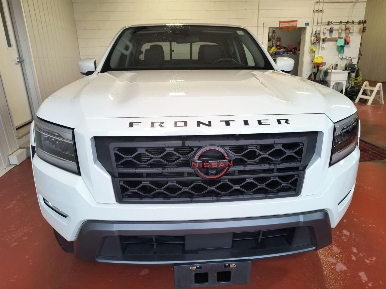 2022 Nissan Frontier SV LONG BOX 4X4 Photo