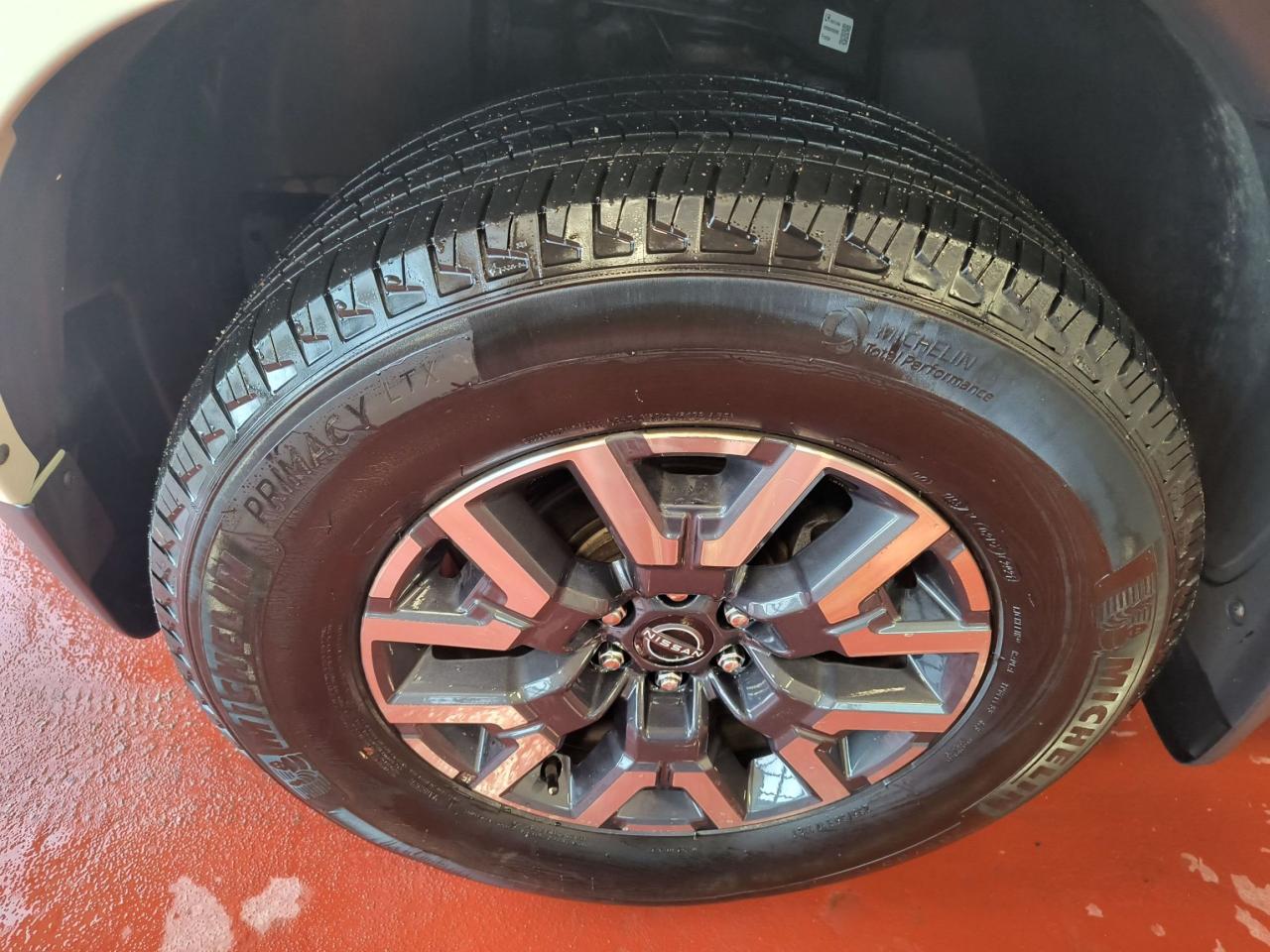 2022 Nissan Frontier SV LONG BOX 4X4 Photo