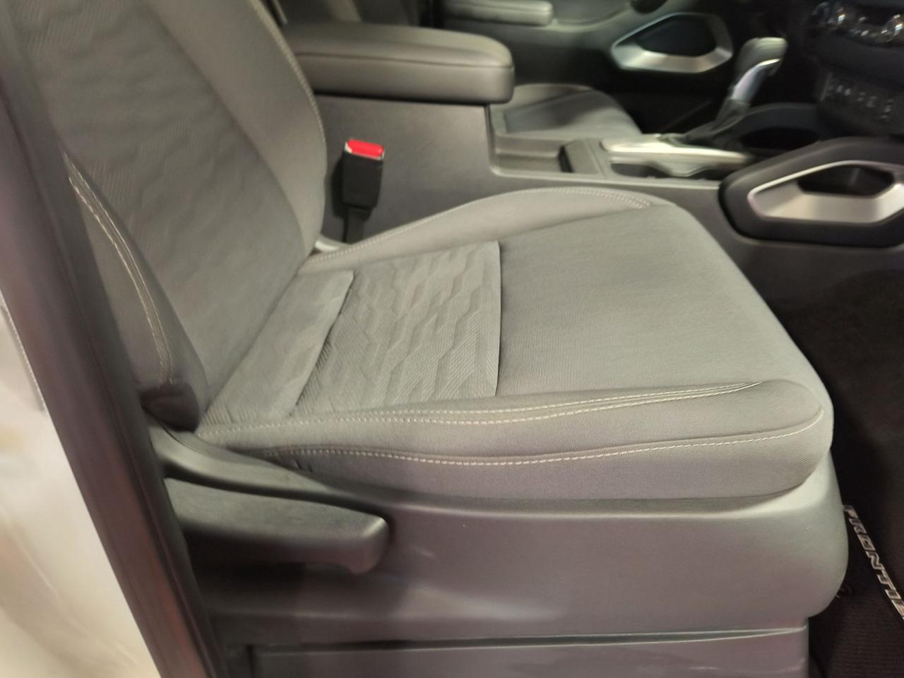 2022 Nissan Frontier SV LONG BOX 4X4 Photo
