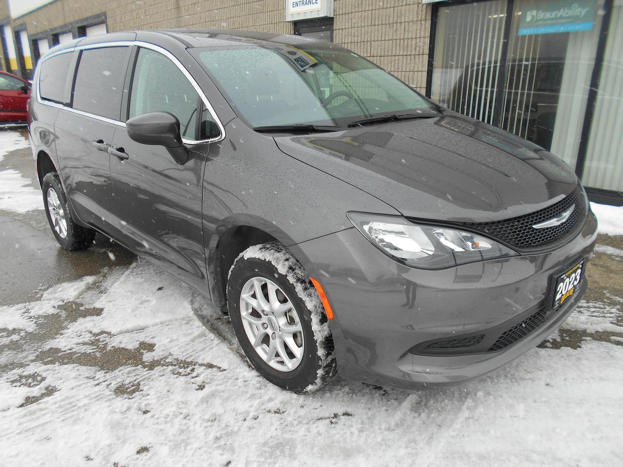 2023 Chrysler Grand Caravan SXT- Wheelchair Accessible Rear Entry Photo