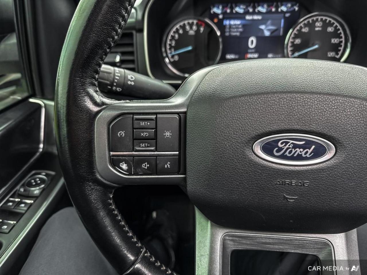 2022 Ford F-150 XLT SPORT / CREW / 4X4 / 5.5 BOX / NO ACCIDENTS - Photo #19