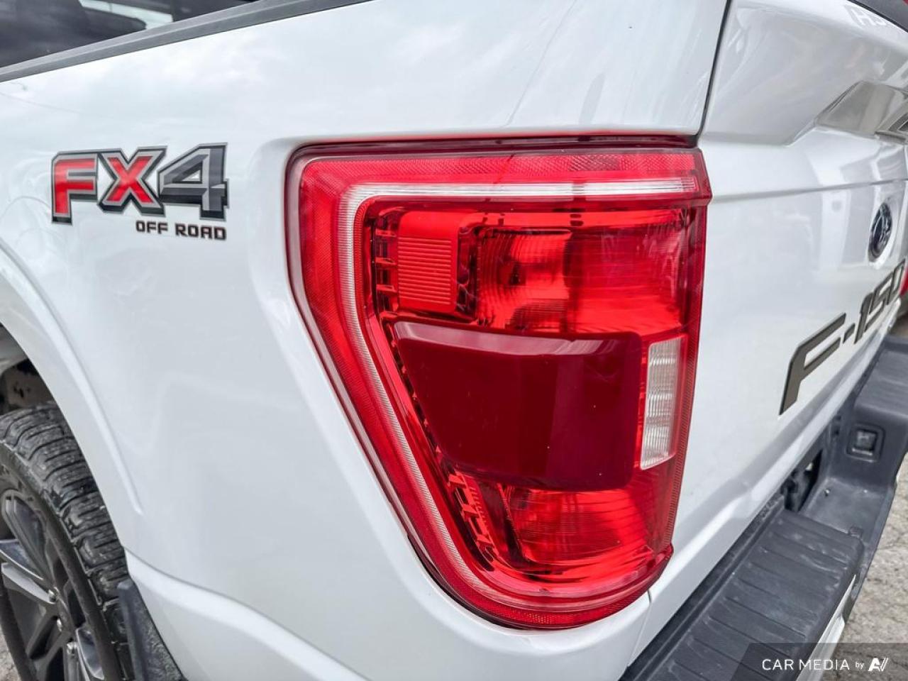 2022 Ford F-150 XLT SPORT / CREW / 4X4 / 5.5 BOX / NO ACCIDENTS - Photo #7