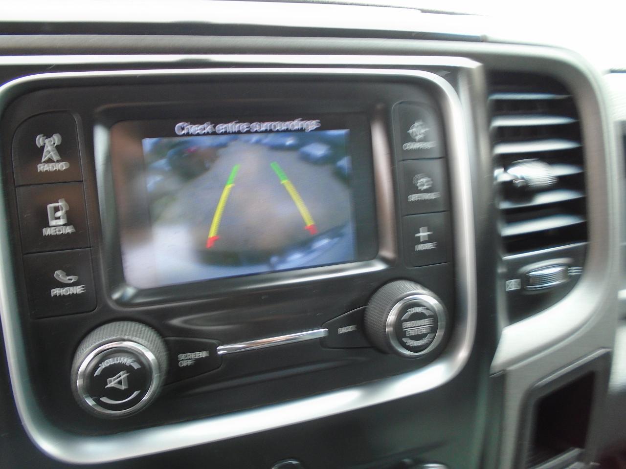 2015 RAM 1500 TRADESMAN/ DIESEL / RUNS LIKE NEW/ REAR CAM/6PASS - Photo #19