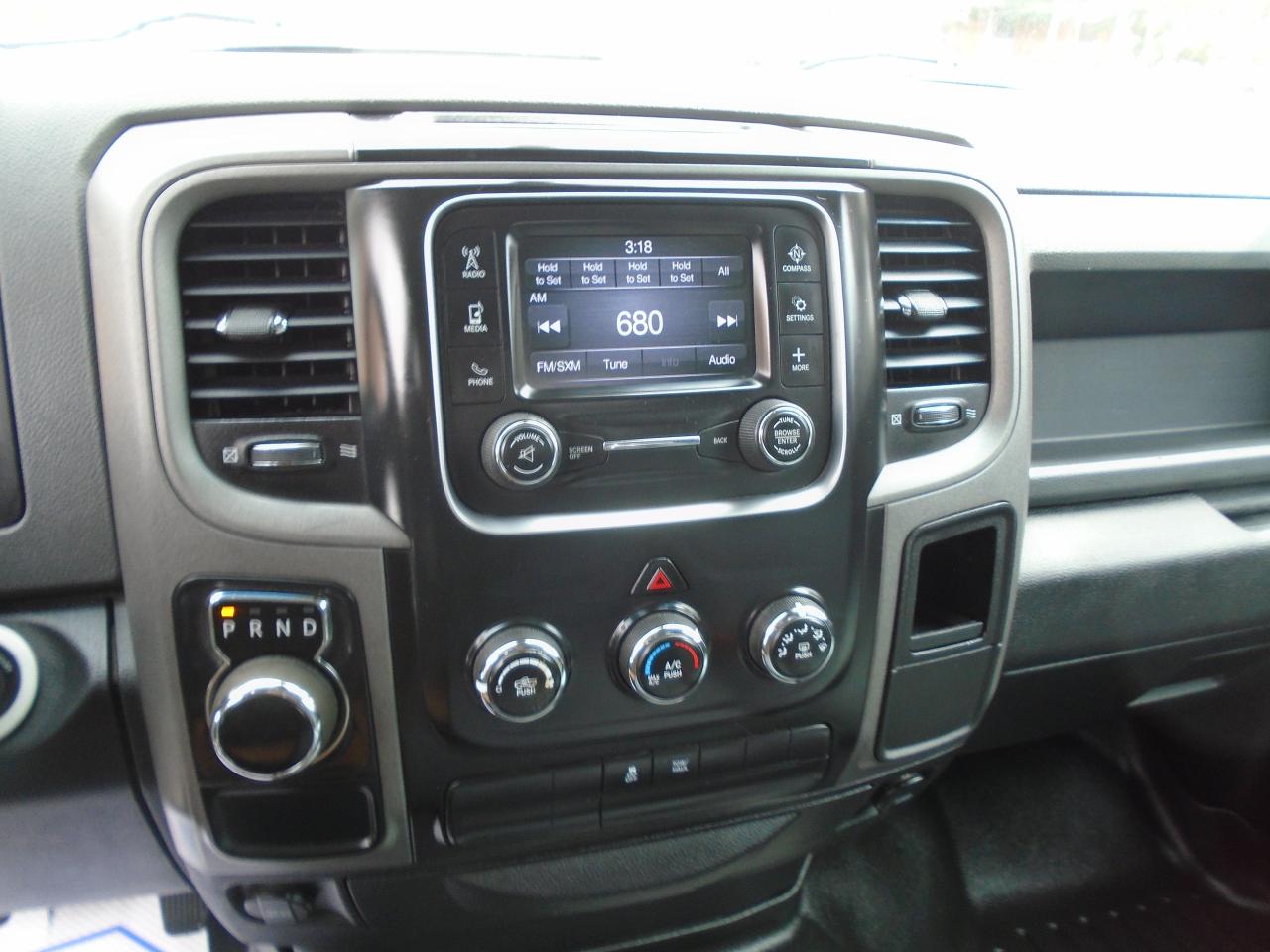 2015 RAM 1500 TRADESMAN/ DIESEL / RUNS LIKE NEW/ REAR CAM/6PASS - Photo #17