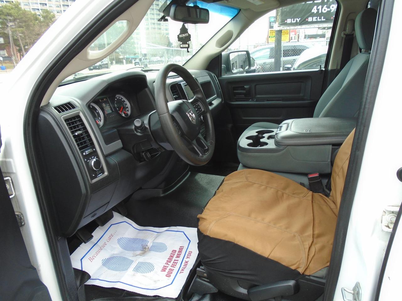 2015 RAM 1500 TRADESMAN/ DIESEL / RUNS LIKE NEW/ REAR CAM/6PASS - Photo #9