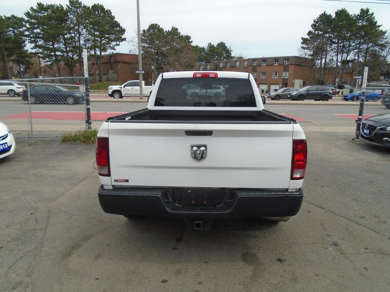 2015 RAM 1500 TRADESMAN/ DIESEL / RUNS LIKE NEW/ REAR CAM/6PASS - Photo #6