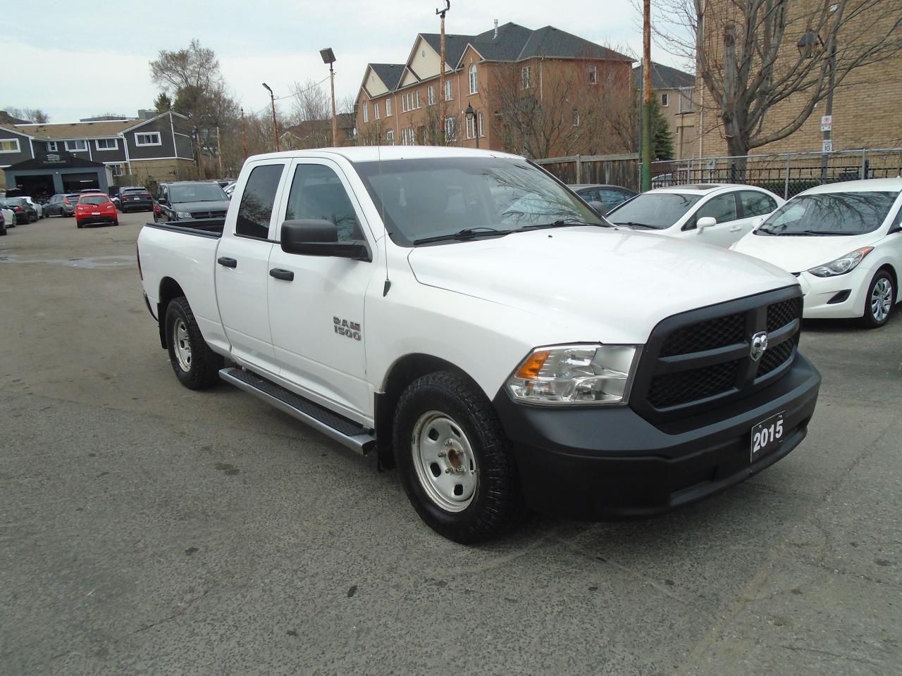 2015 RAM 1500 TRADESMAN/ DIESEL / RUNS LIKE NEW/ REAR CAM/6PASS - Photo #3