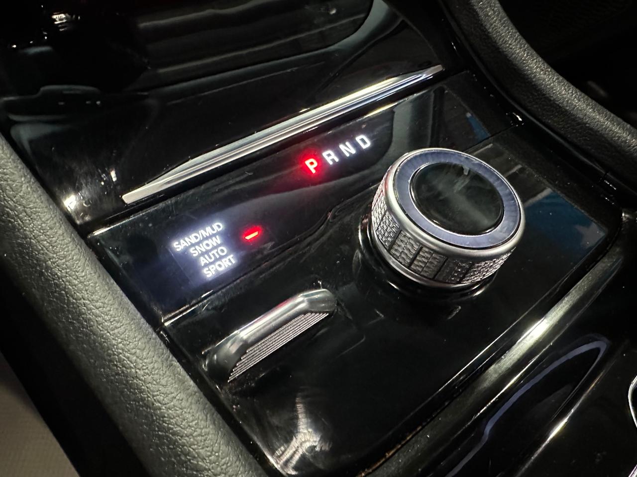 2023 Jeep Grand Cherokee LIMITED 4X4 | BLACK APPERANCE | LUXURY TECH - Photo #24
