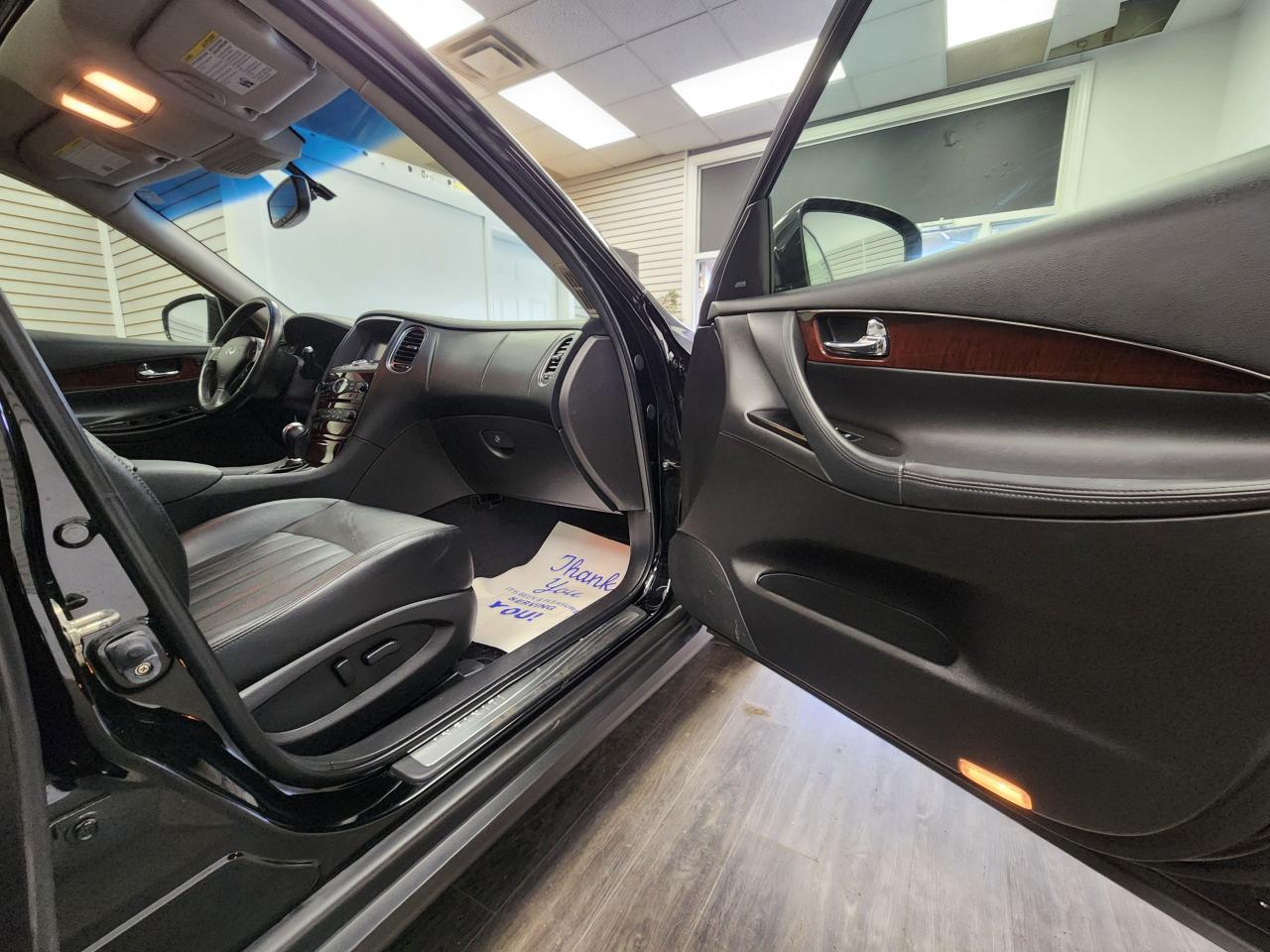 2015 Infiniti QX50 Journey - Photo #14