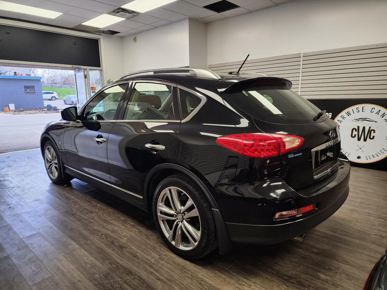 2015 Infiniti QX50 Journey - Photo #7