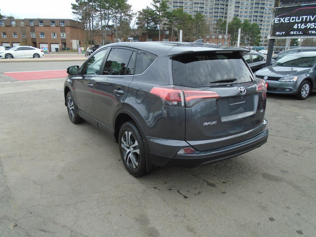 2016 Toyota RAV4 LE/LOW KM / SUPER CLEAN / ICE COLD AC/ PWR OPTIONS - Photo #7