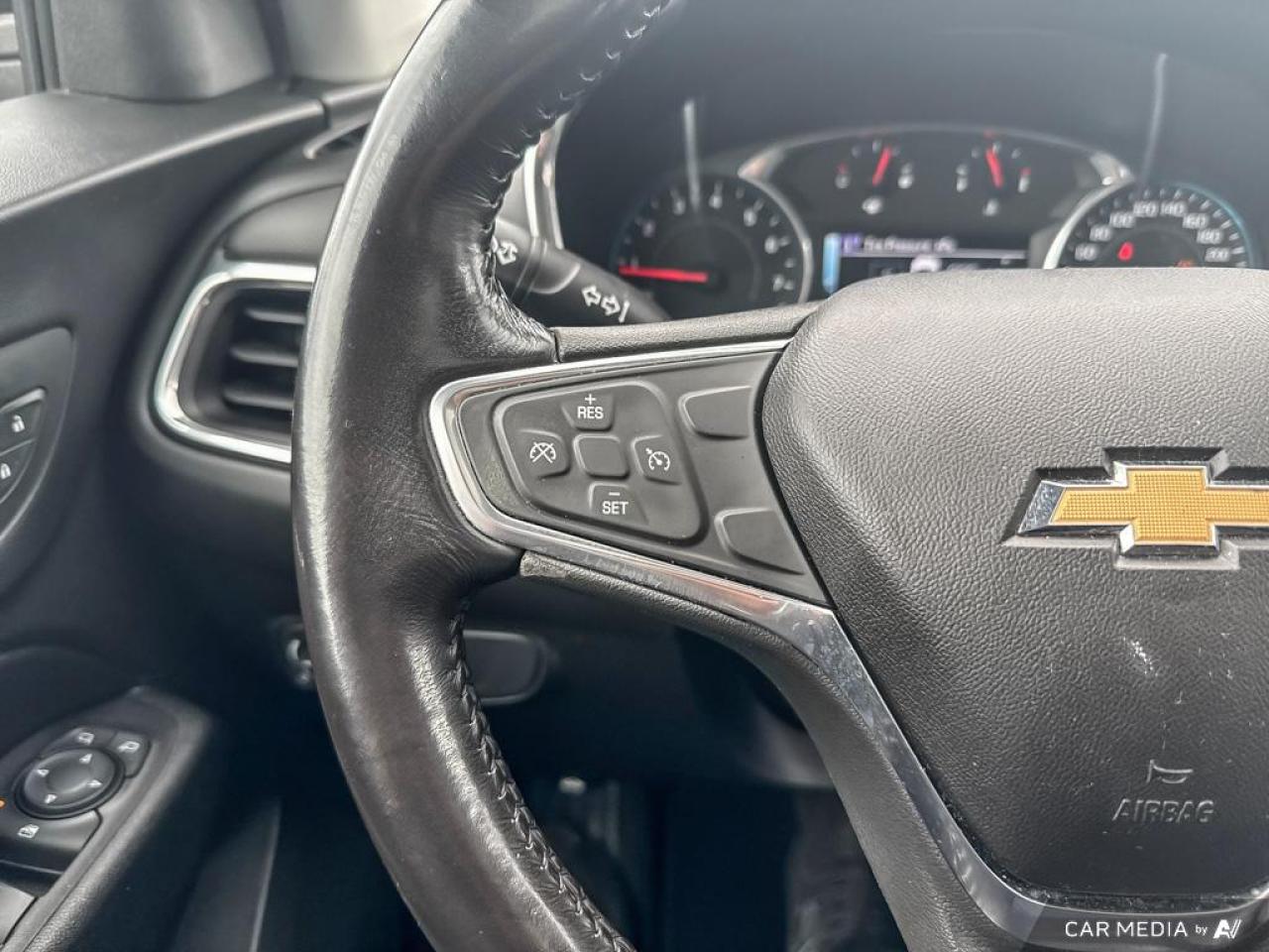 2018 Chevrolet Equinox LT / ROOF / HTD SEATS / SUNROOF / NO ACCIDENTS - Photo #21