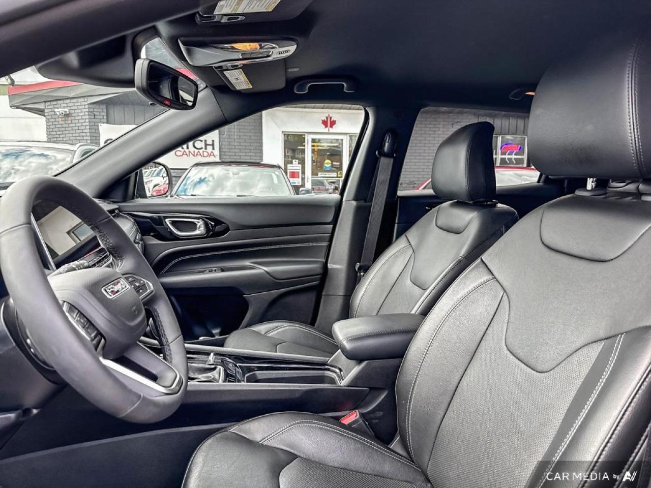 2023 Jeep Compass ALTITUDE / 4x4 / NAV / HTD SEATS / NO ACCIDENTS - Photo #11