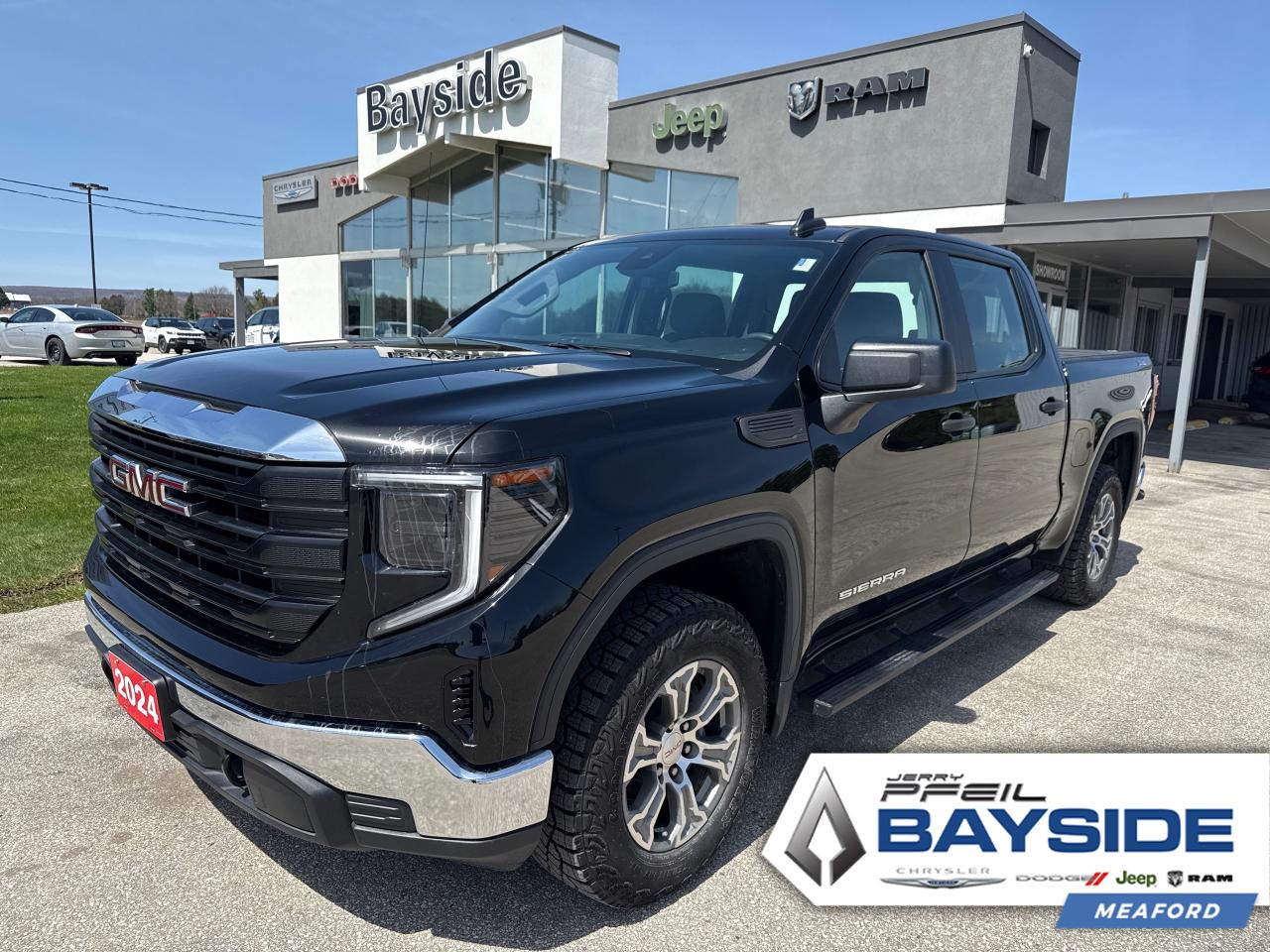 Used 2024 GMC Sierra 1500 Pro LOW KMS!! | 4X4 | CREW CAB for sale in Meaford, ON