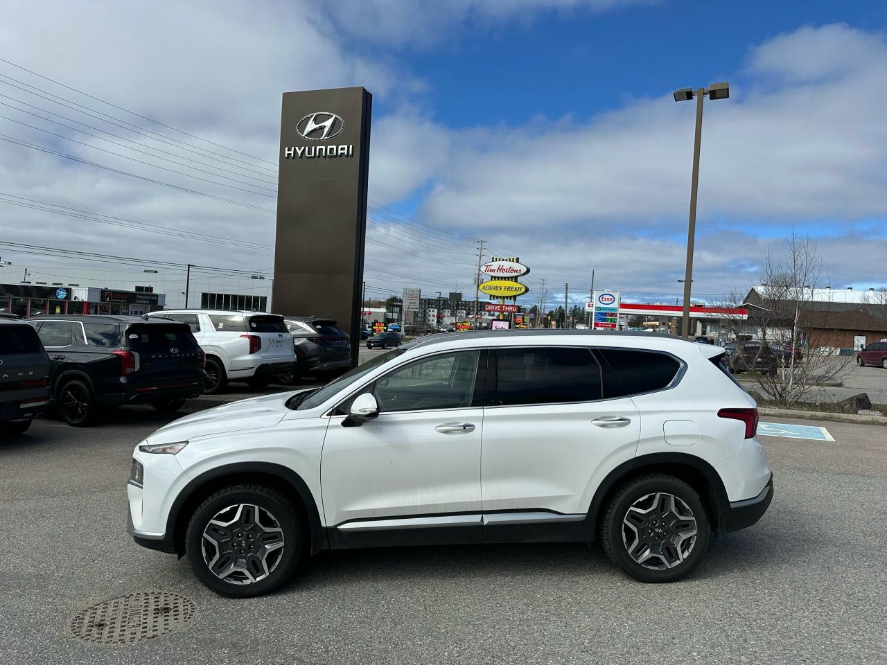 2022 Hyundai Santa Fe LUXURY AWD Photo19