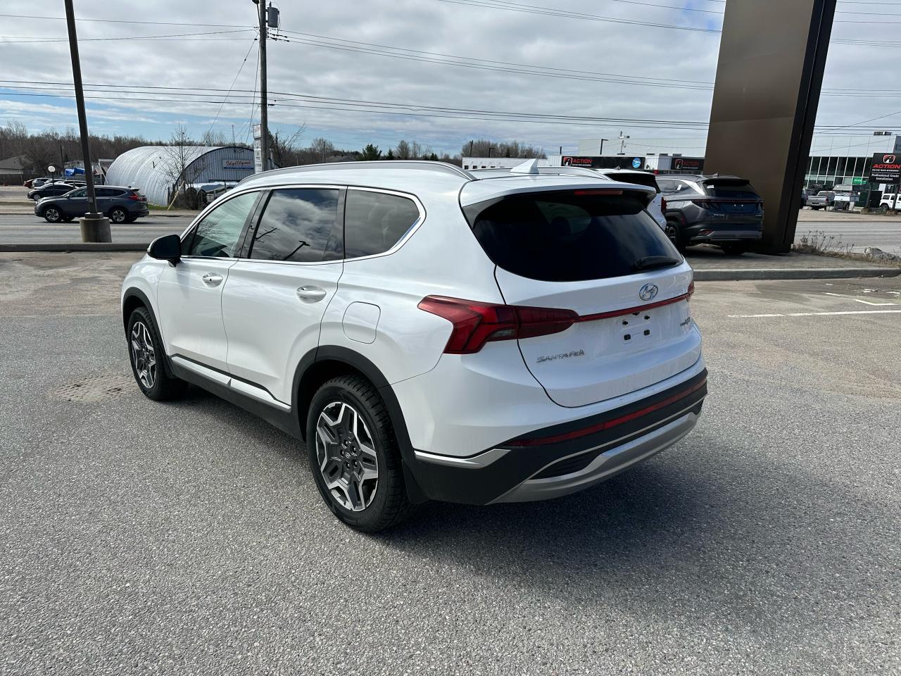 2022 Hyundai Santa Fe LUXURY AWD Photo8