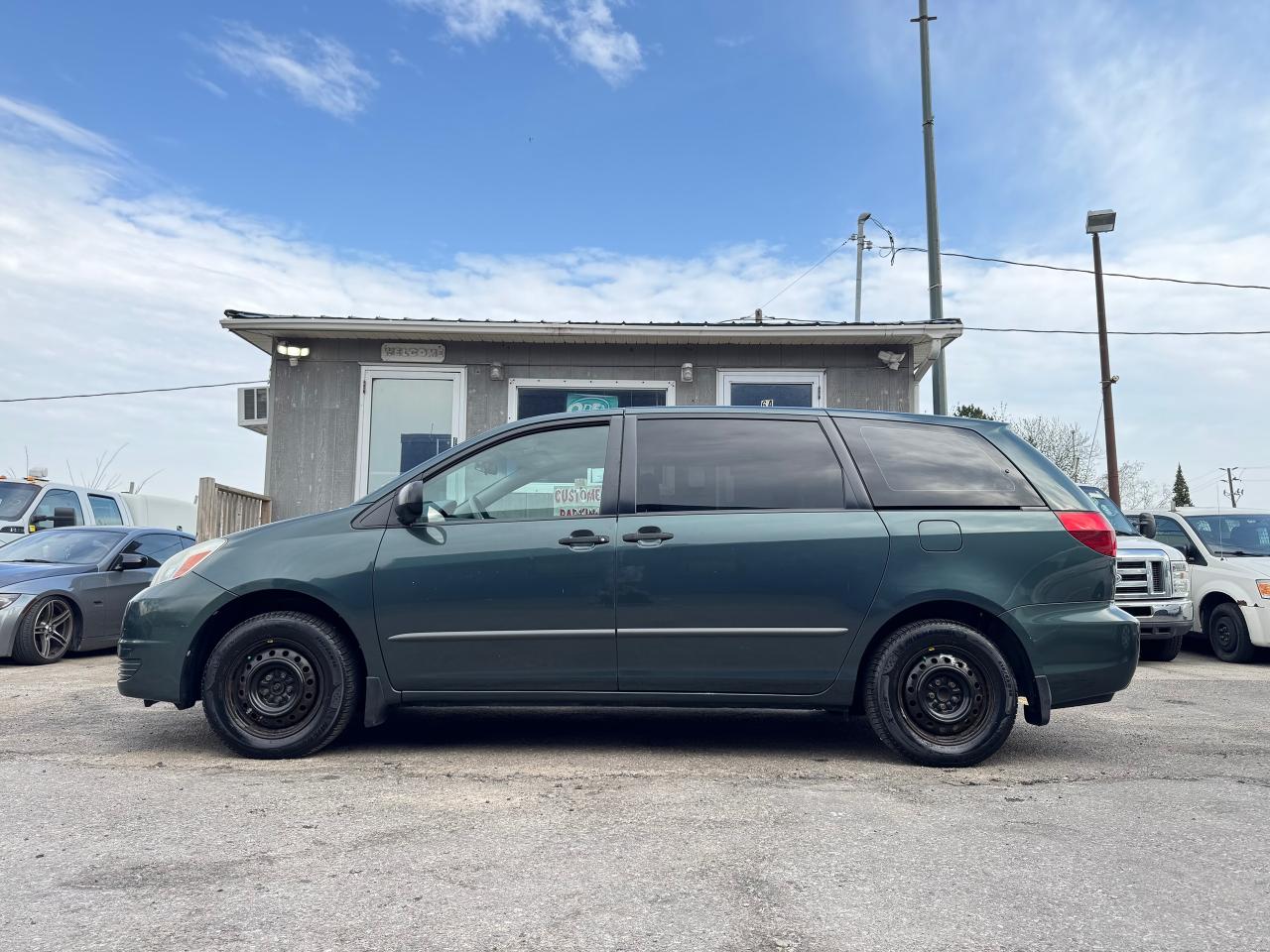 2005 Toyota Sienna CE Photo4